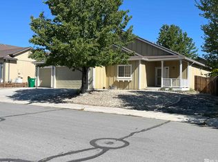 661 Canary Cir, Fernley, NV