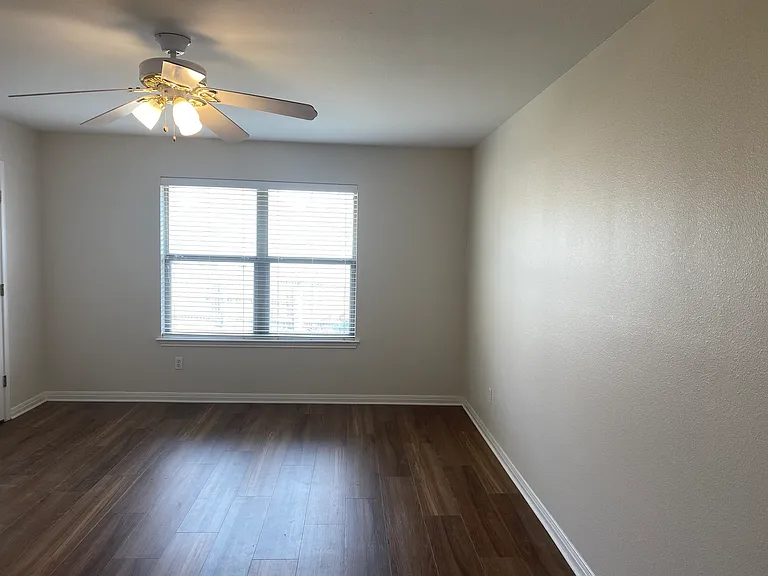 2125 Keystone Dr — Photo 14
