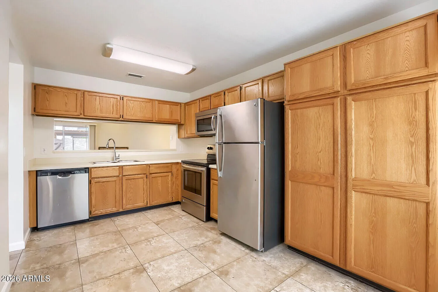 2 bed, 2.5 bath, 1267 sqft, $1,950 — Photo 4