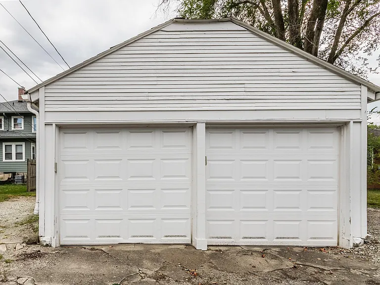 5330 N College Ave — Photo 16