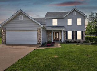 16975 Hickory Forest Ln, Ballwin, MO