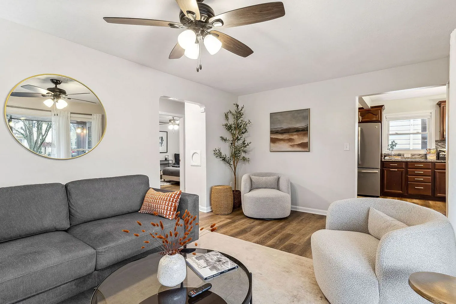 4 bed, 2.0 bath, 2109 sqft, $3,824 — Photo 3