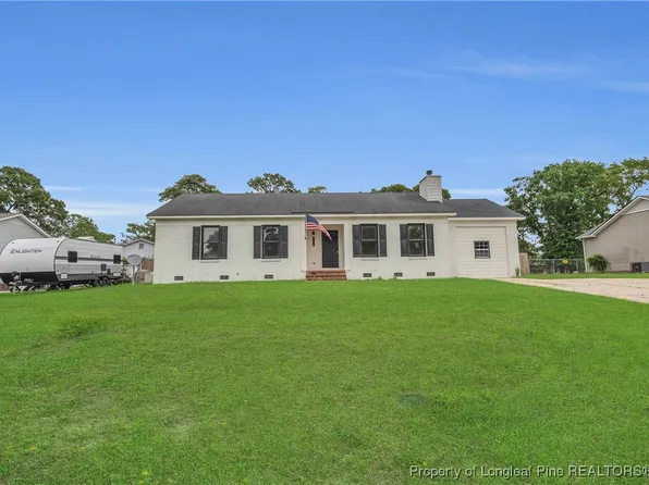5824 Labonte Dr, Hope Mills, NC 28348