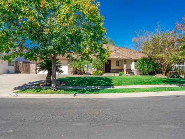 1332 Lincoln Ln, Lemoore, CA 93245