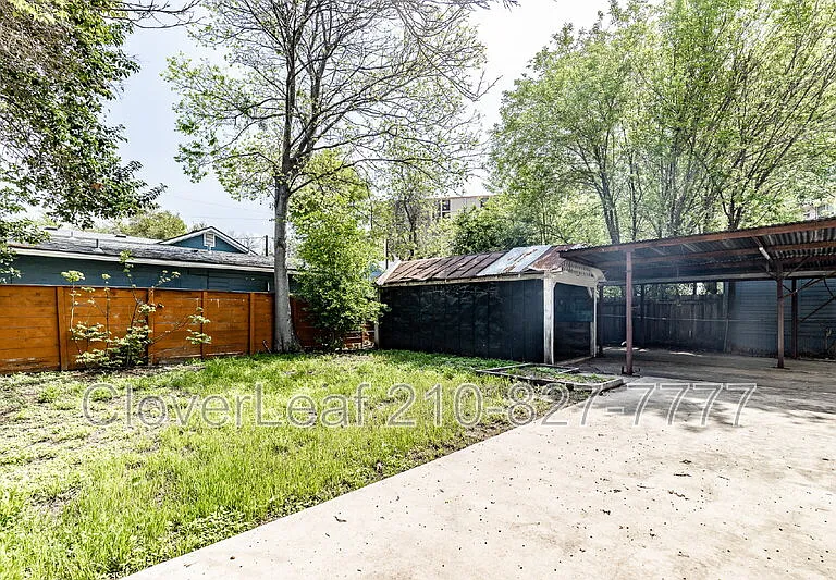 323 Barrera St — Photo 32