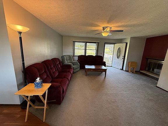 2nd image of 8050 Beeson St NE