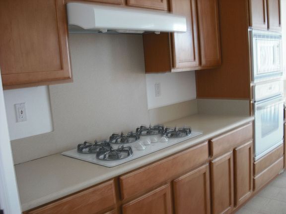 Beautiful spacious kitchen