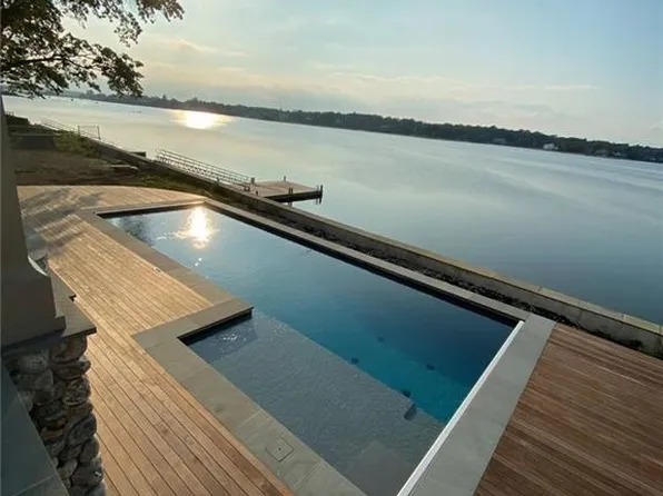 25 West Way, Old Greenwich, CT 06870