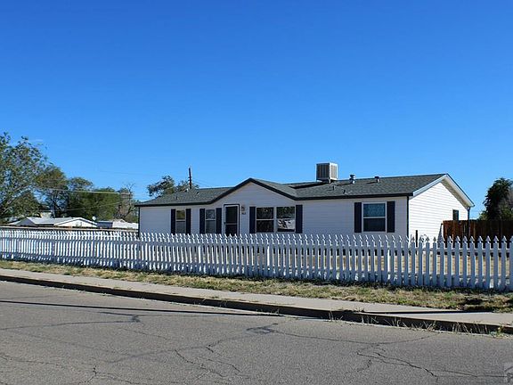 2nd image of 902 Amarillo Ave