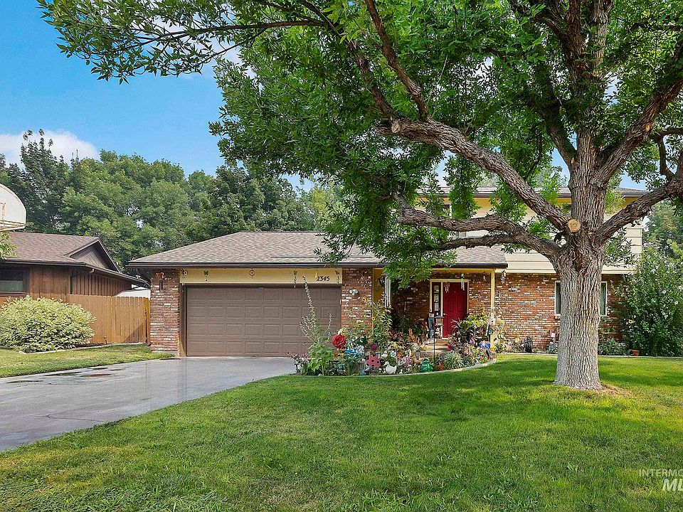 1st image of 2345 Longbow Dr