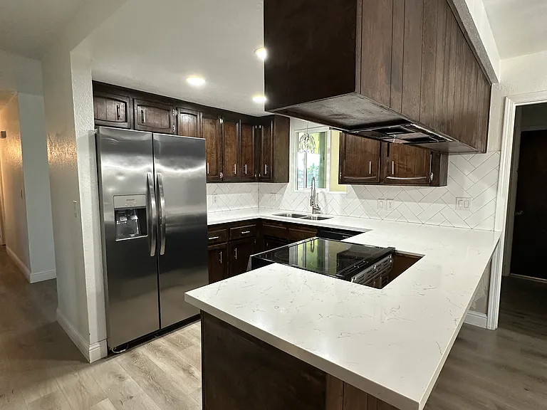 2108 Summerset Ave — Photo 8