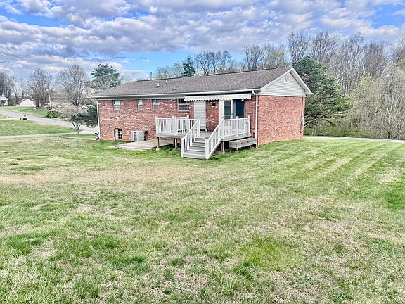 3rd image of 4471 Ashford Dr