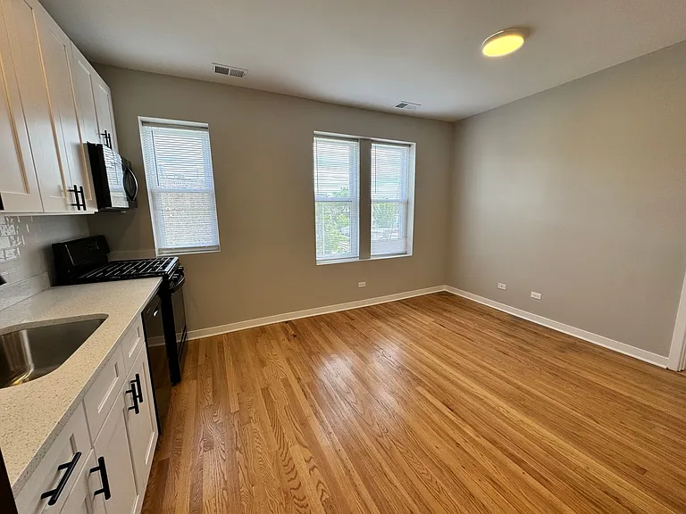 Leland Albany Commons — Photo 63