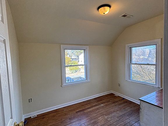 2nd image of 21735 N Essex Dr