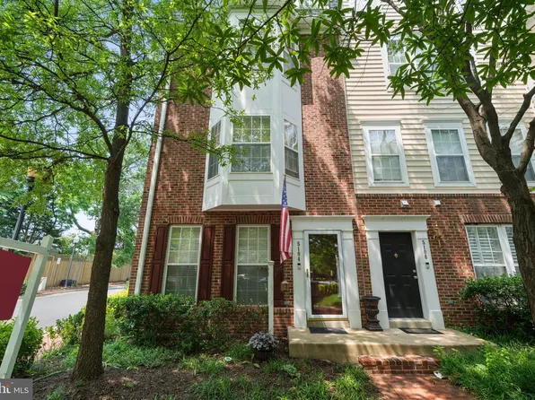 5104 English Ter, Alexandria, VA 22304