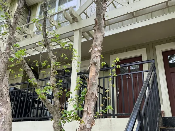 660 Barnett Shoals Rd APT 222, Athens, GA 30605