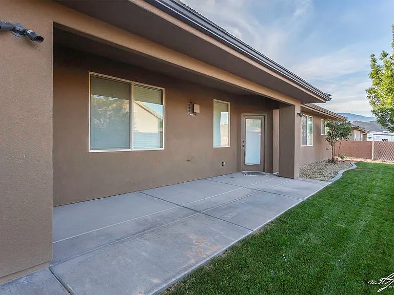 422 N 3450 W — Photo 13