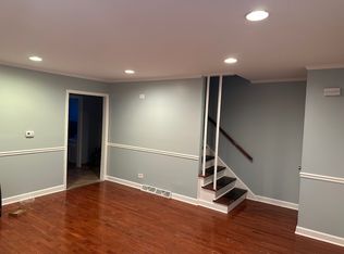 170 E Northwest Hwy APT H, Des Plaines, IL 60016