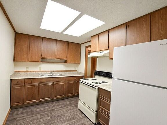 5th image of 4727 Walden Cir #152
