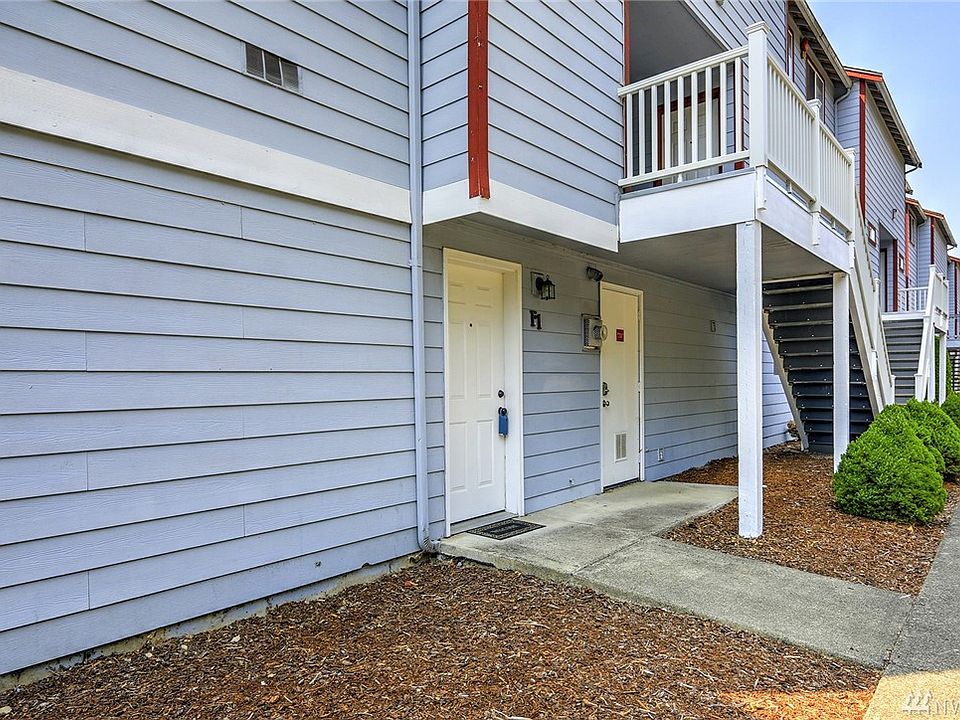 1st image of 3939 10th St SE APT F1