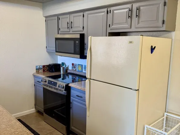 5750 N Camino Esplendora #239, Tucson, AZ 85718