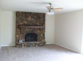 402 Salt Creek Pkwy, Valparaiso, IN 46385