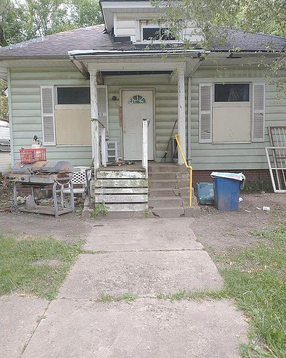 1st image of 610 Jewell St