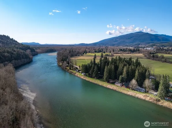 8789 Cedar Court, Sedro Woolley, WA 98284