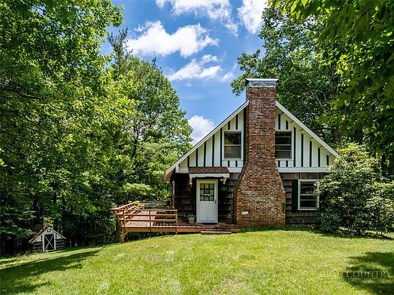 2nd image of 1218 Waterfall Road