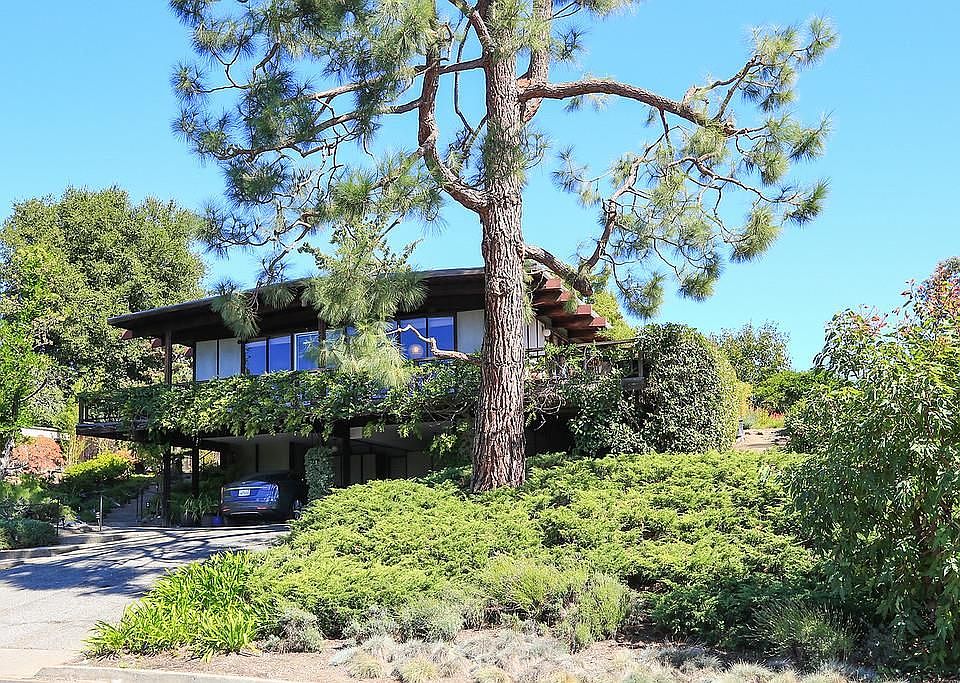 1st image of 883 Lathrop Dr
