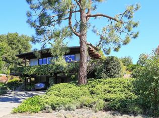 883 Lathrop Dr, Stanford, CA 94305