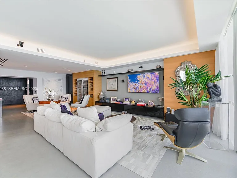 15901 Collins Ave #1701 — Photo 8