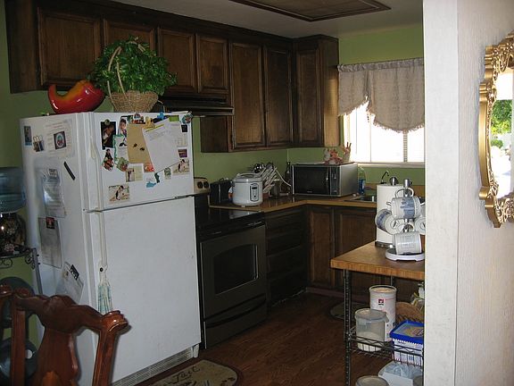 4th image of 3059 San Fernando Way