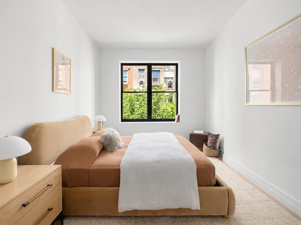 53 West 85th Street image 24 of 36