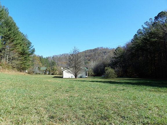 2nd image of 2867 State Highway 1750