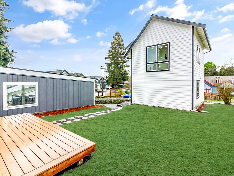 1117 Veneta Ave — Photo 19