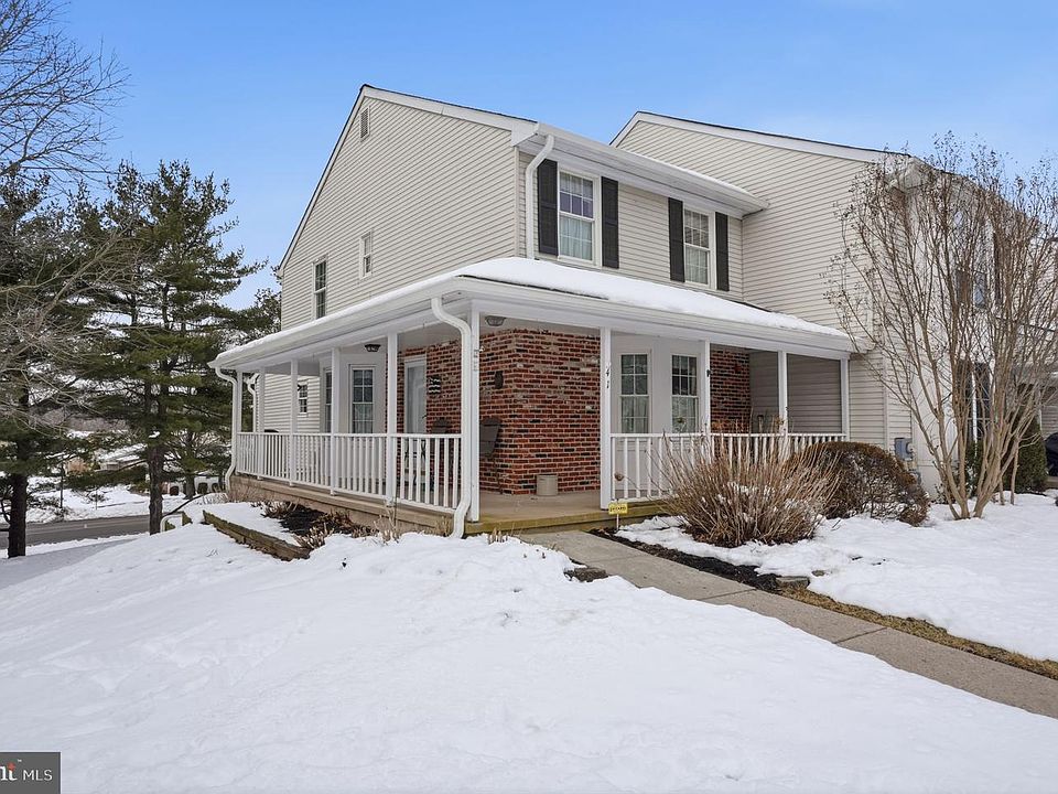 1st image of 41 Ardsley Ct