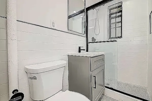 Rented by REAL New York | media 7