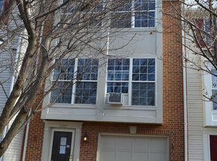 9225 Andrew Dr, Manassas Park, VA 20111