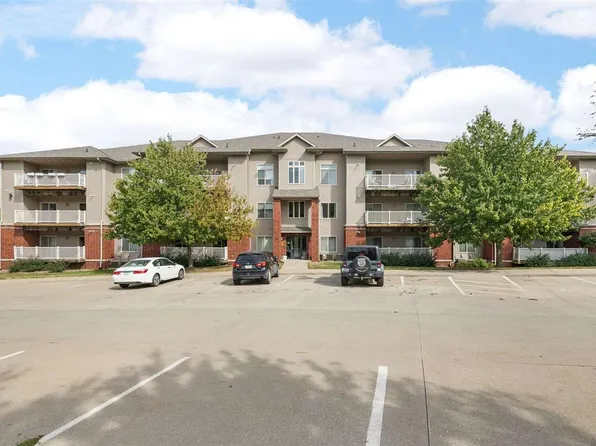 470 N 1st Ave APT 305, Iowa City, IA 52245