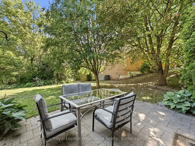 37 Ravine Dr — Photo 49