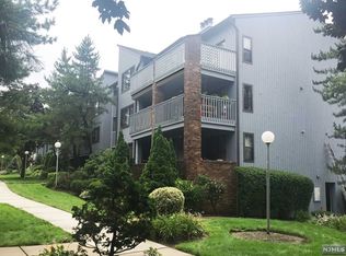 1491 John St, Fort Lee, NJ