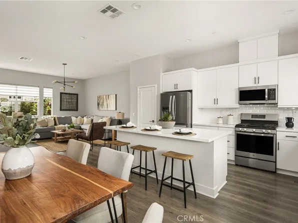 955 E Mason Ln #80, Anaheim, CA 92805