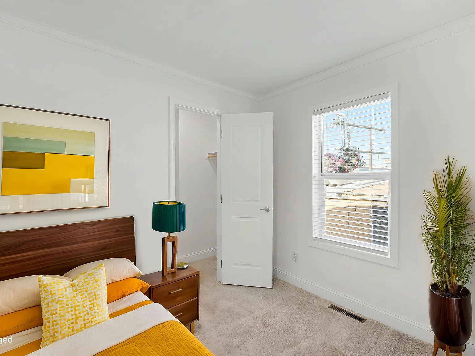 2 bed, 800 sqft, $1,545 — Photo 2