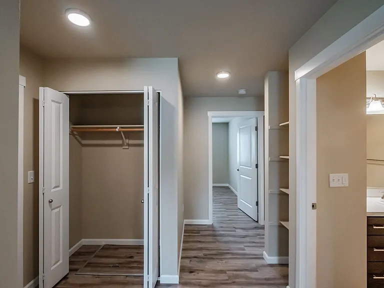 Santiam Gateway Apartments — Photo 31