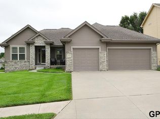 2631 N 165th Ave, Omaha, NE 68116