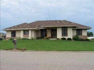 3650 Westminster Rd, Janesville, WI 53546