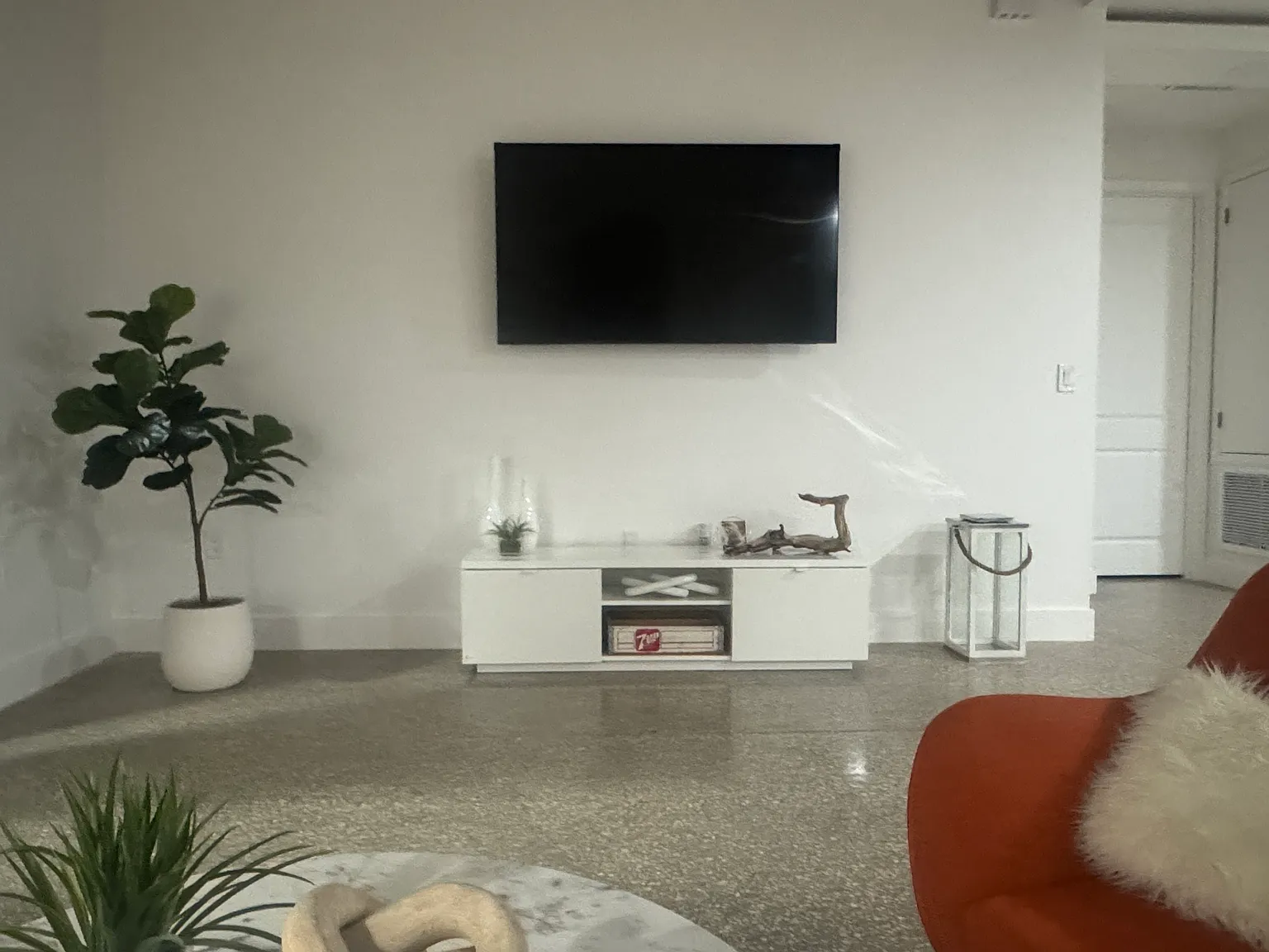 4 bed, 4.5 bath, 2678 sqft, $1,100 — Photo 4