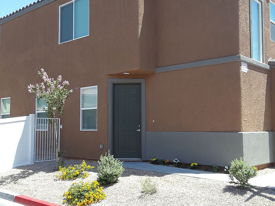 2nd image of 5118 Longiano Pl