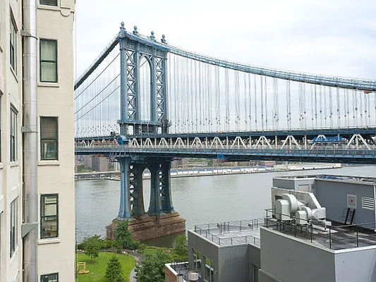 Sold by Sotheby's International Realty | media 6